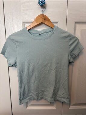 Uniqlo Women's Short Sleeve Crewneck Tee - Pale Blue